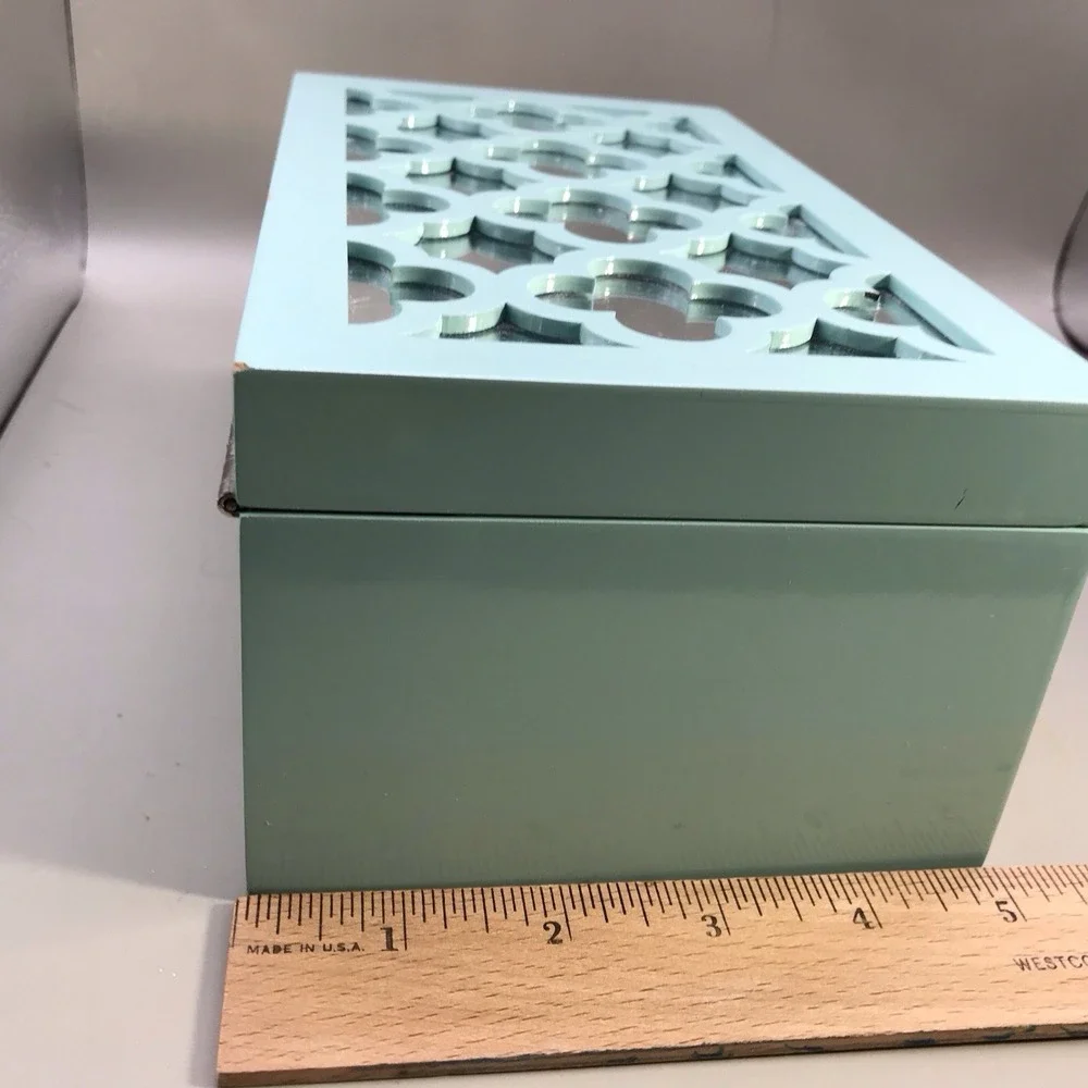 Max Studio Aquamarine Colored Jewelry Box 9